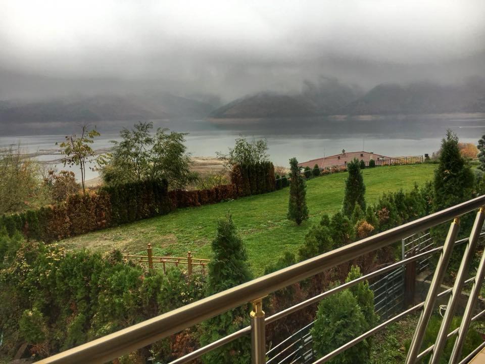 Villa Irina Kŭrdzhali Buitenkant foto